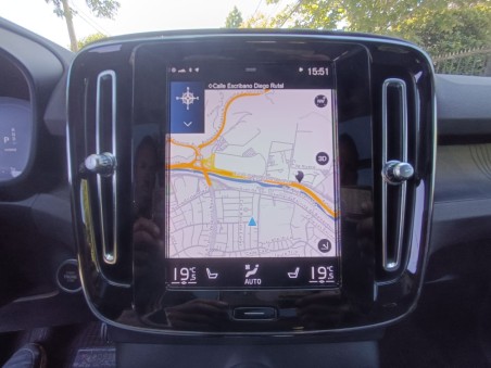 VOLVO XC40 T5 R-DESIGN RECHARGE HYBRID FWD AT 5P 2023