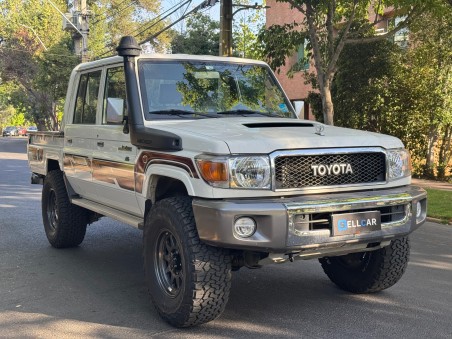 TOYOTA LANDCRUISER SERIE 79 2023