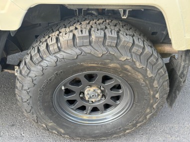 TOYOTA LANDCRUISER SERIE 79 2023