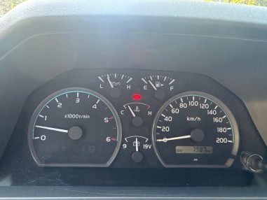 TOYOTA LANDCRUISER SERIE 79 2023