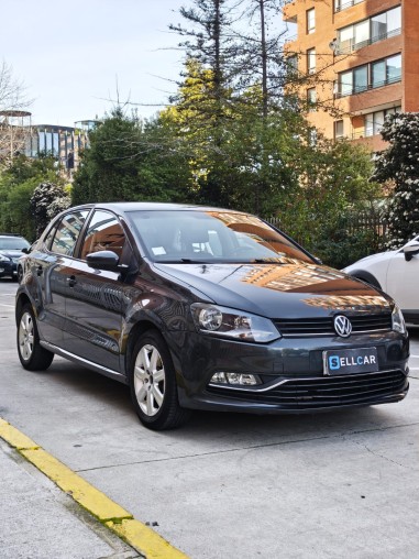 VOLKSWAGEN POLO HIGHLINE 1.6 2016