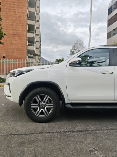 TOYOTA FORTUNER 2.7 2023