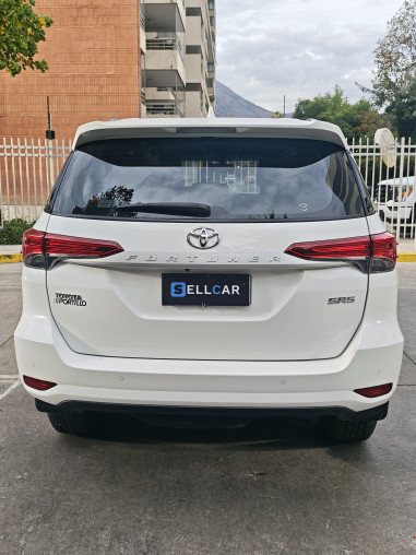 TOYOTA FORTUNER 2.7 2023