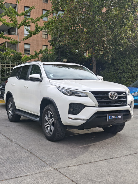 TOYOTA FORTUNER 2.7 2023