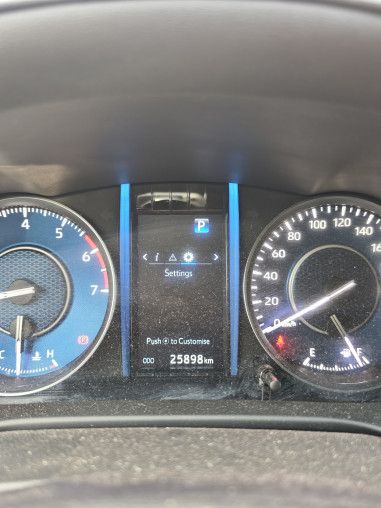 TOYOTA FORTUNER 2.7 2023