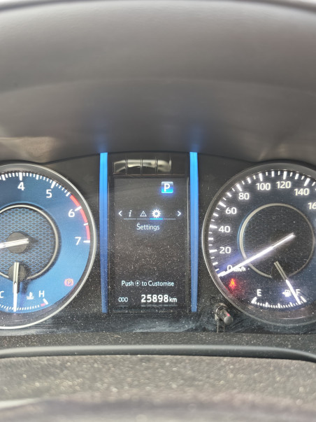 TOYOTA FORTUNER 2.7 2023