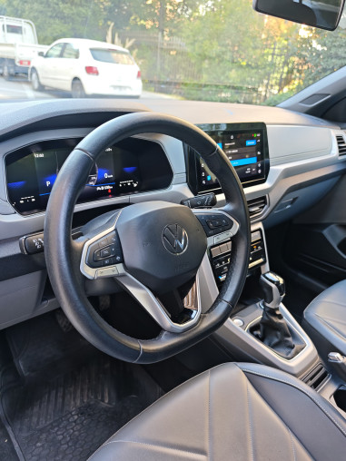 VOLKSWAGEN T-CROSS 1.0 TSI...
