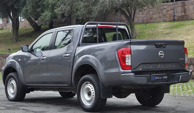 
								NISSAN NAVARA SE 4X4 2023 full									