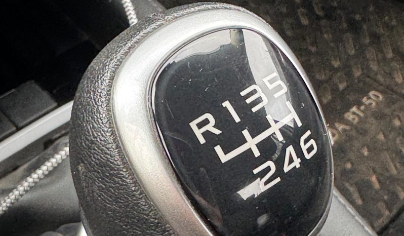 
								MAZDA BT50 2023 full									