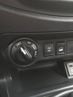 
										NISSAN NAVARA SE 4X4 2023 full									