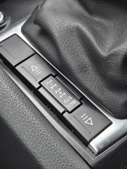 
										VOLKSWAGEN AMAROK TRENDLINE 2023 full									
