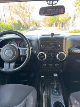 
										JEEP WRANGLER UNLIMITED SAHARA AUT 2014 full									