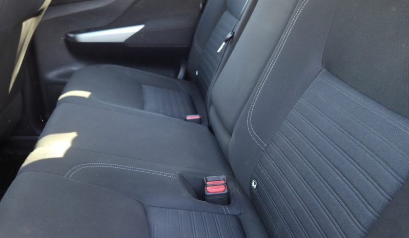 
								NISSAN NAVARA XE 4X4 2023 full									