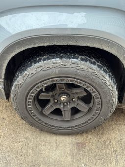 
										JEEP AVENGER LONGITUDEX 2025 full									